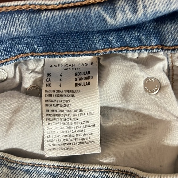 American Eagle Highest Rise Ripped 90S Boyfriend Acid Wash Jeans size 4 - Picture 8 of 8